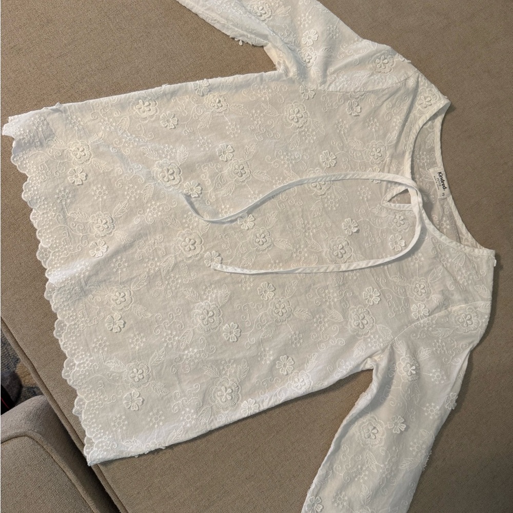 White Lace 3/4 Sleeve Top